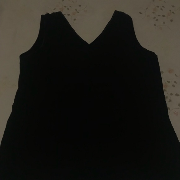 Stretchy Plus size top - Picture 2 of 4